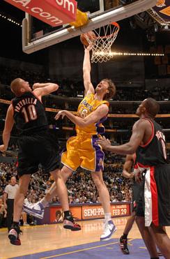 Gasol contra los Blazers