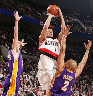 Portland derrota a los Lakers