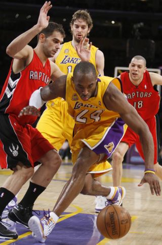 Raptors y Lakers comienzan esta noche los playoffs