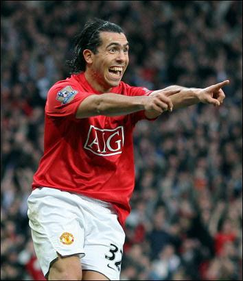 Tevez rescata un punto para el Manchester frente al Rovers