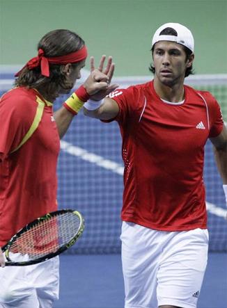 Verdasco y Lopez derrotaron a la pareja alemana