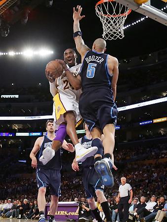 Kobe Bryant es elegido MVP de la temporada en la NBA