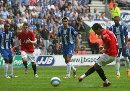 Cristiano Ronaldo adelanto a su equipo. El Manchester gana la Premier al Chelsea