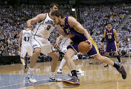 Gasol debera mejorar sus prestaciones en el tercer partido ante los Jazz