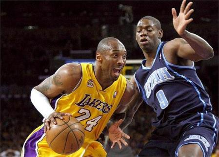 Los Lakers, liderados por Kobe Bryant, se colocan 2-0 en la serie frente a los Jazz