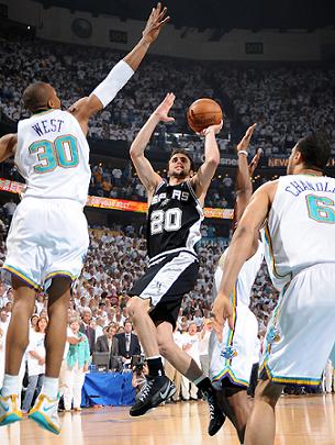Manu Ginobili fue decisivo en el septimo partido de la serie entre Spurs y Hornets