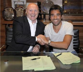 Deco deja el Barça y se marca al Chelsea